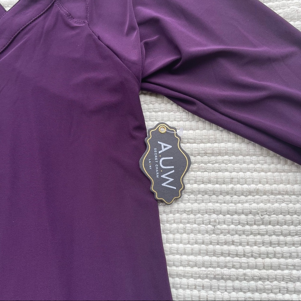 NWT Caged Back Purple Blouse SMALL - Picture 5 of 8